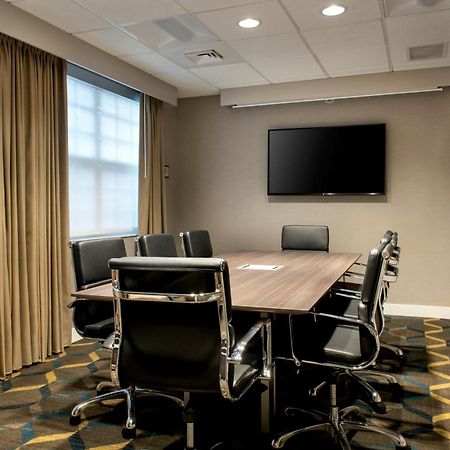 Residence Inn Fairfax Меррифилд Экстерьер фото