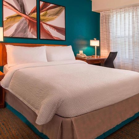 Residence Inn Fairfax Меррифилд Экстерьер фото