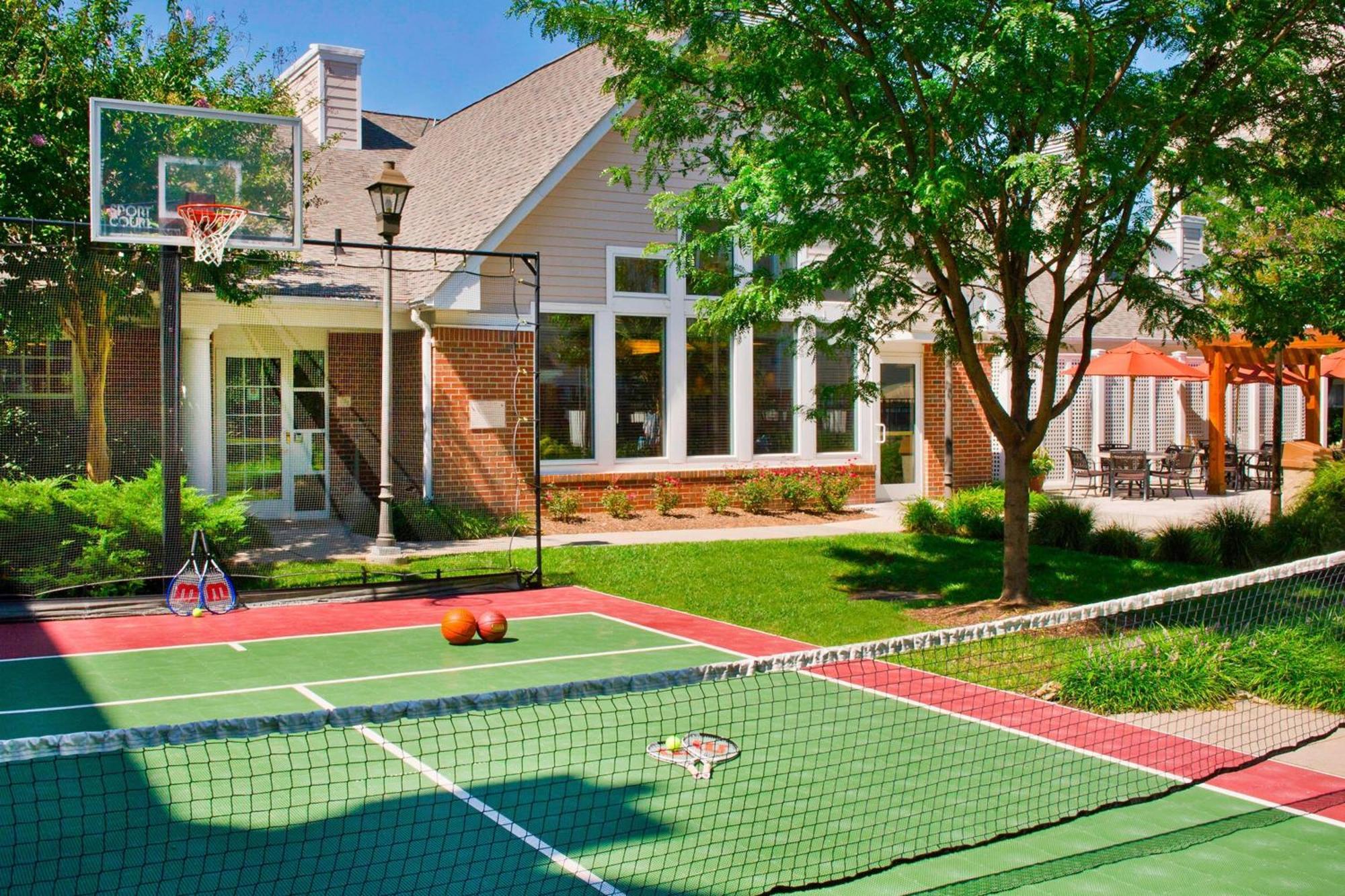 Residence Inn Fairfax Меррифилд Экстерьер фото