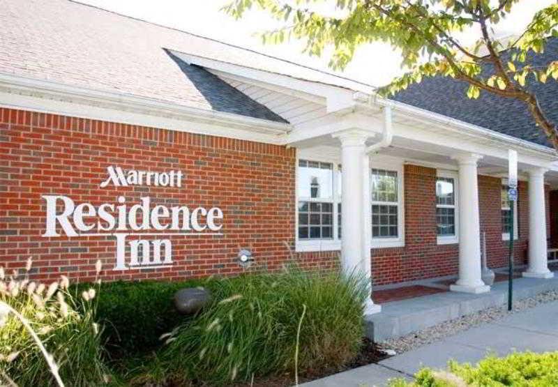 Residence Inn Fairfax Меррифилд Экстерьер фото